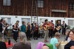 39278294_1239013399571578_6768813573108924416_n